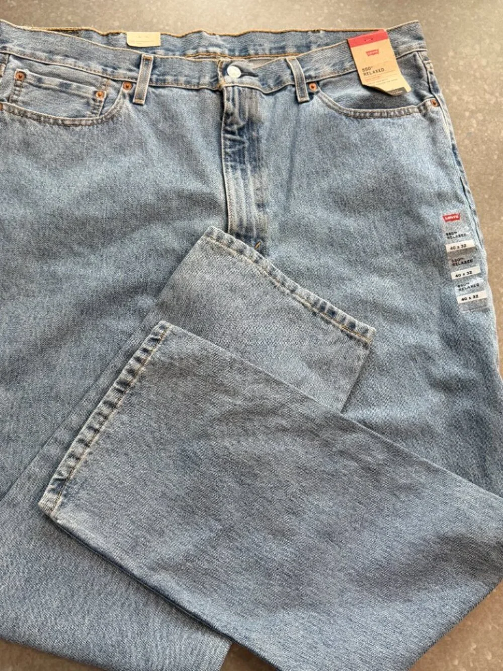 Levis levi 550